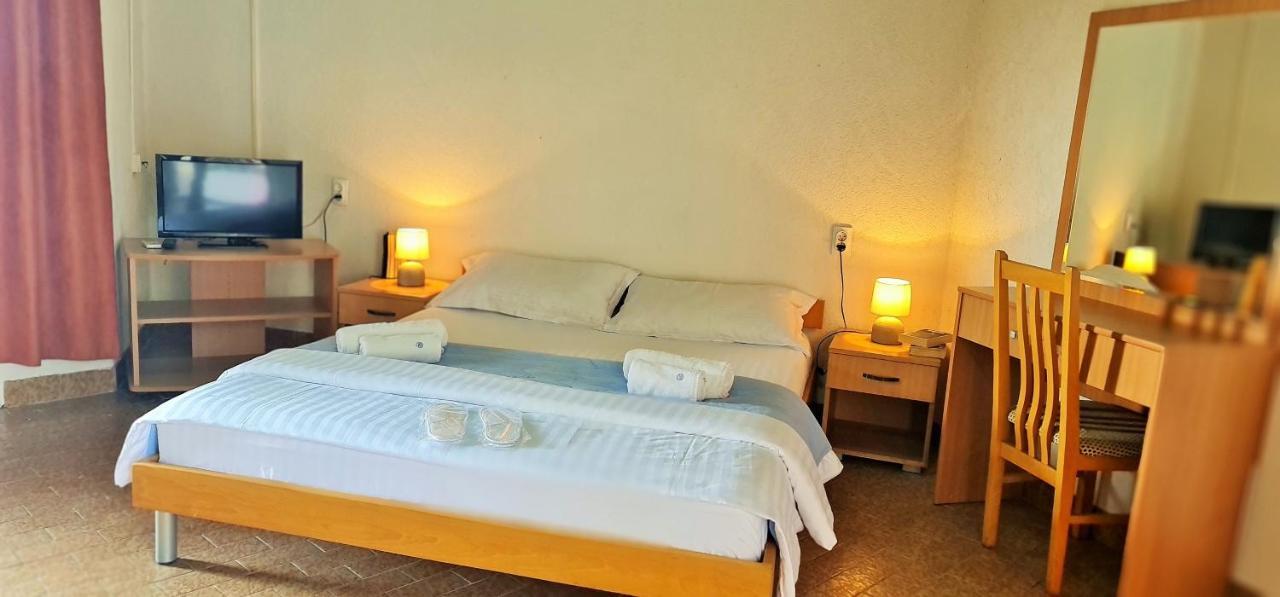 Fkk Ada Bojana Hotell Ulcinj Eksteriør bilde